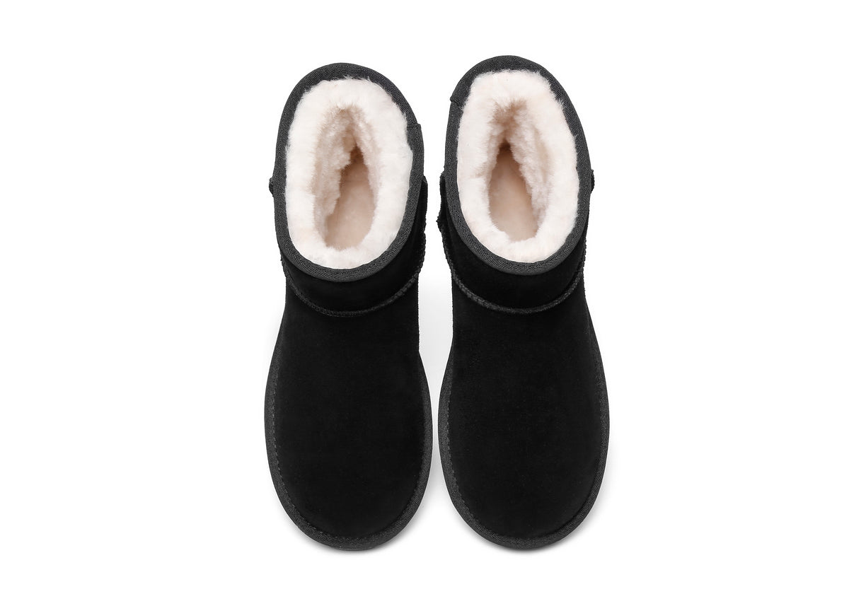 SALE. MINI ugg boots