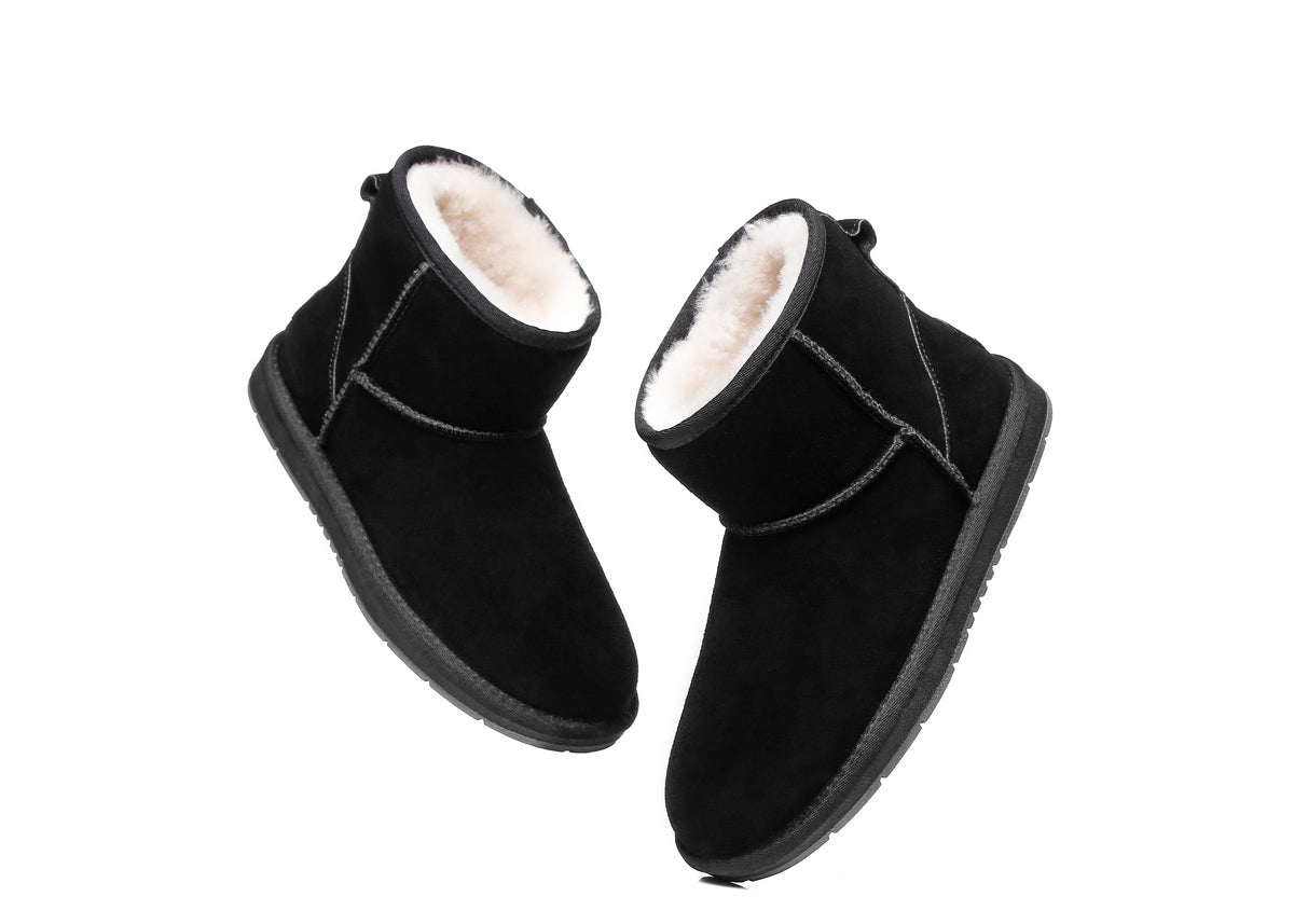 SALE. MINI ugg boots