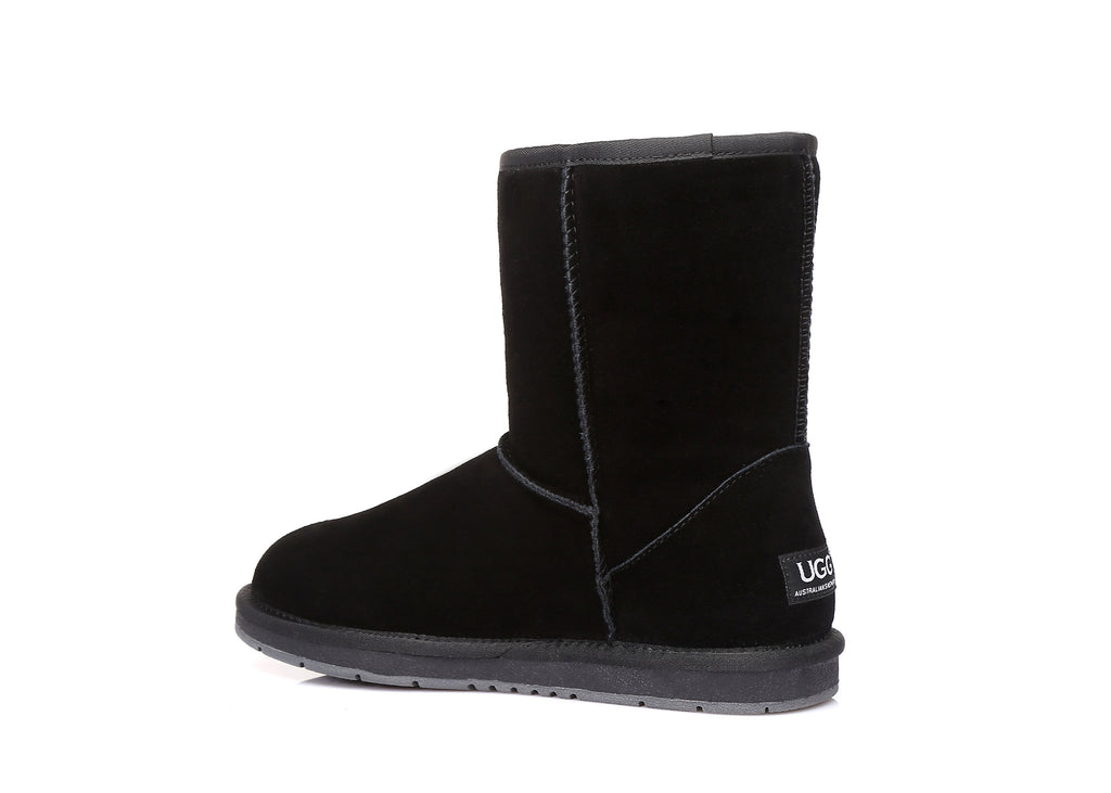 SALE. SHORT Ugg Boots