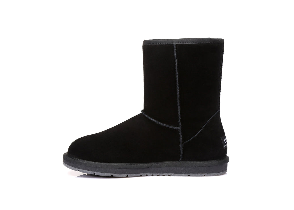 SALE. SHORT Ugg Boots