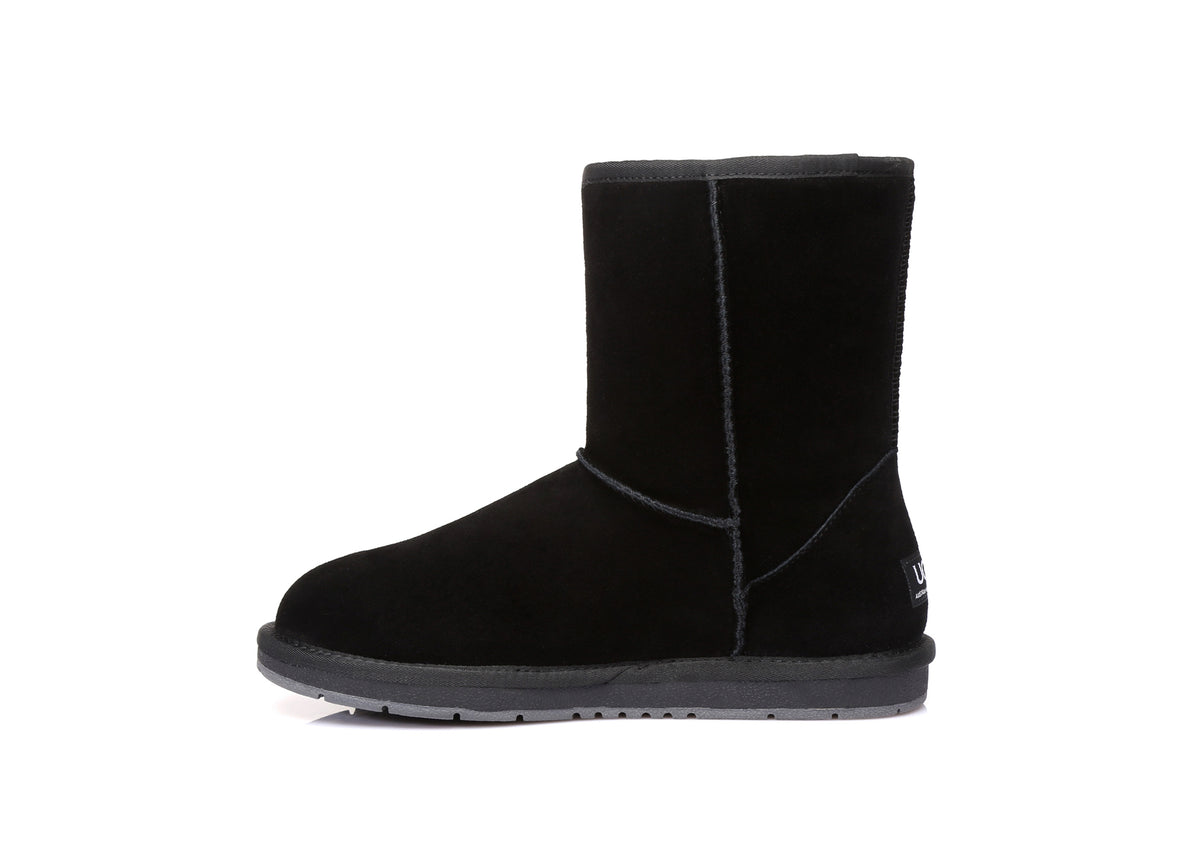 SALE. SHORT Ugg Boots