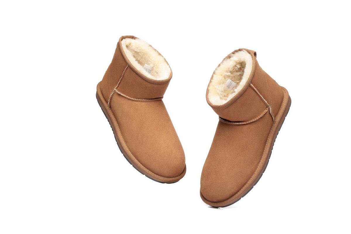 SALE. MINI ugg boots
