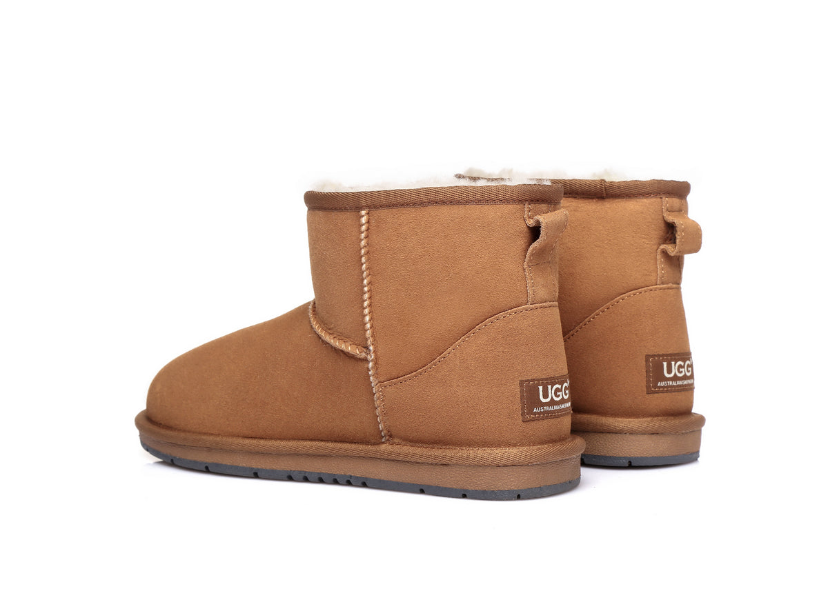 SALE. MINI ugg boots