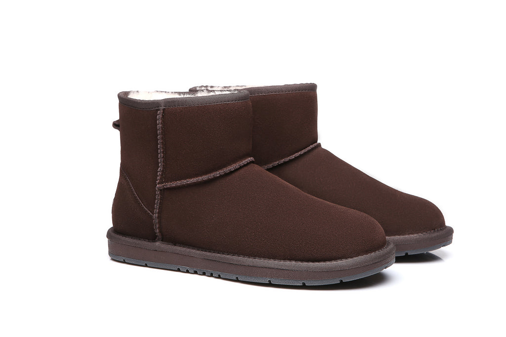 SALE. MINI ugg boots