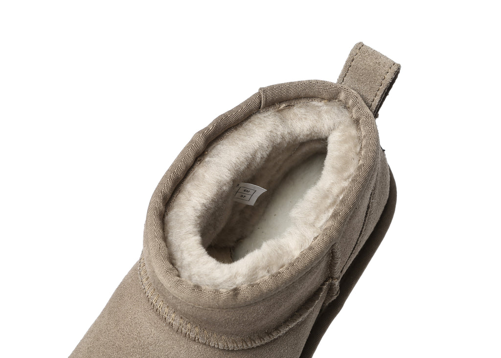 SALE. ULTRA MINI ugg boots