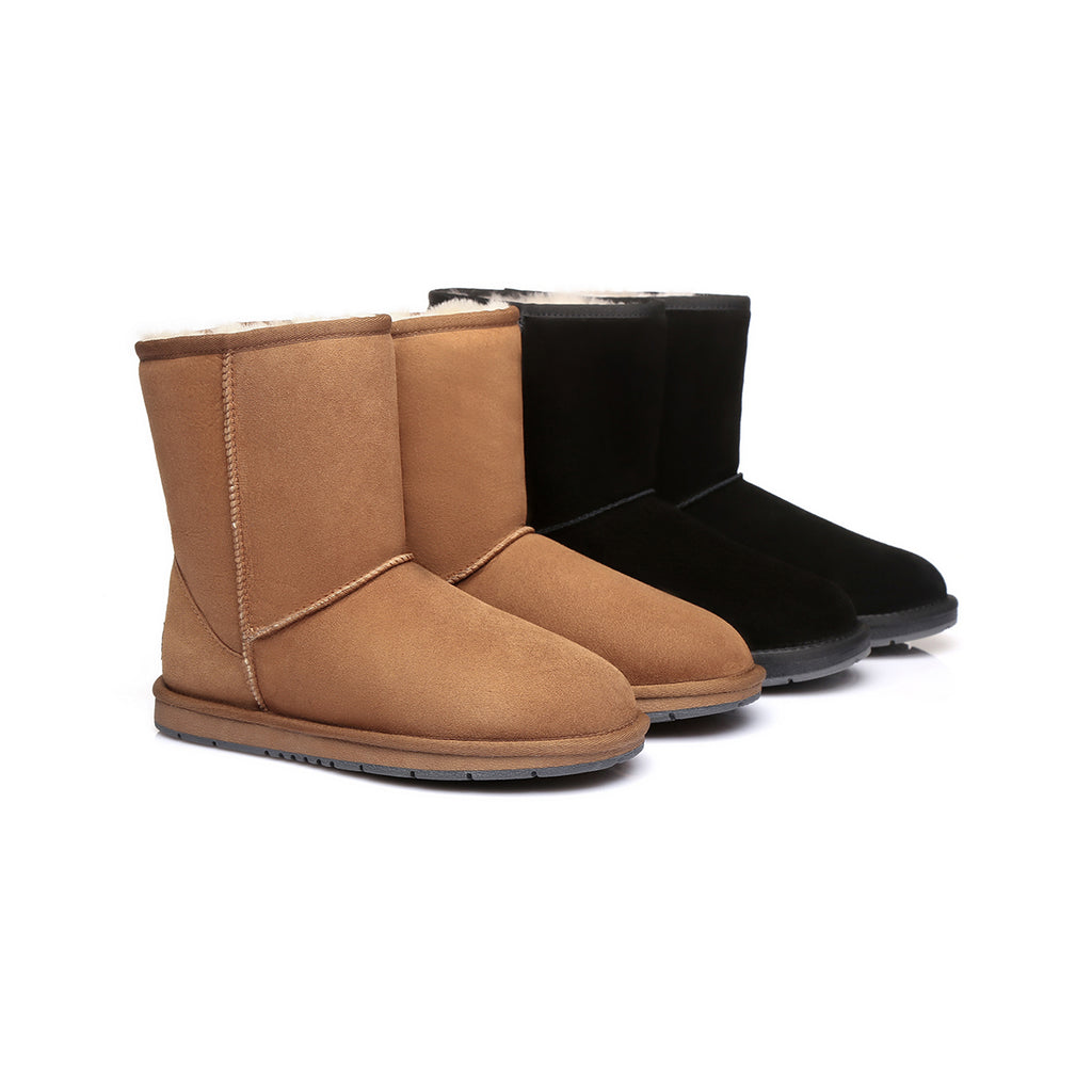 SALE. SHORT Ugg Boots