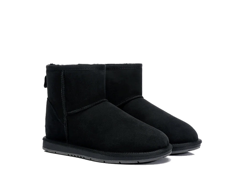 SALE. CLASSIC MINI ugg boots