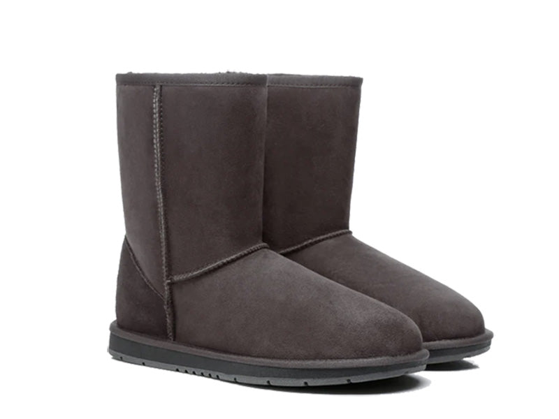 SALE. CLASSIC SHORT Ugg Boots