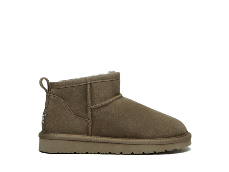 SALE. ULTRA MINI ugg boots