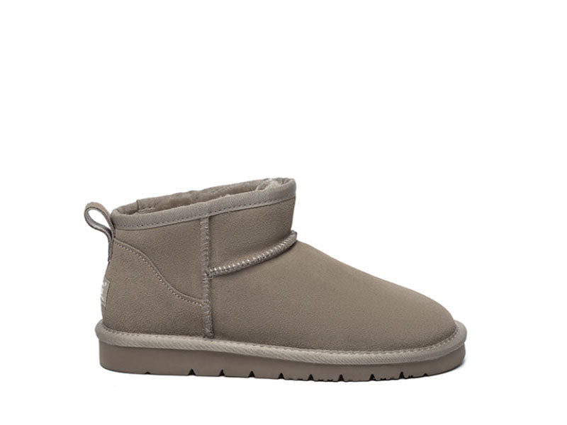 SALE. ULTRA MINI ugg boots